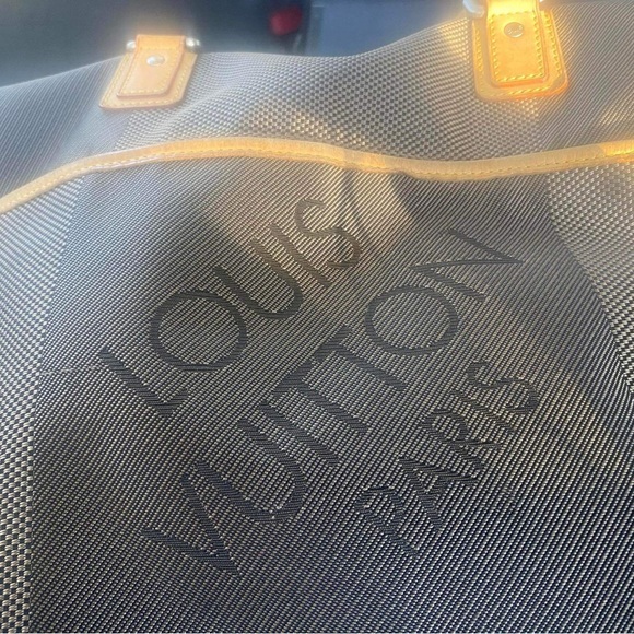 Carry on crossbody LV - Picture 9 of 10